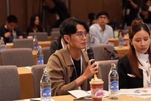 ผู้เข้าร่วมงานร่วมซักถามใน Highlight Session งาน CICM 2026